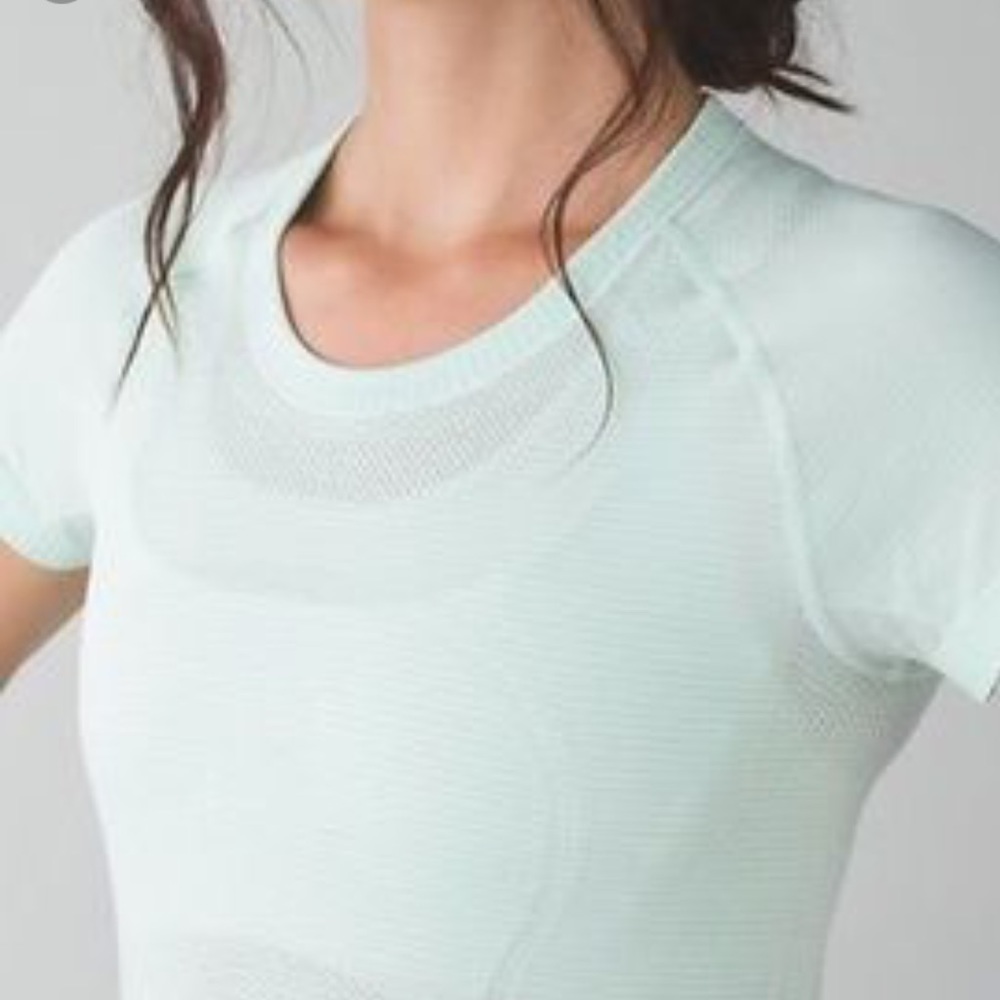 Lululemon swiftly tee